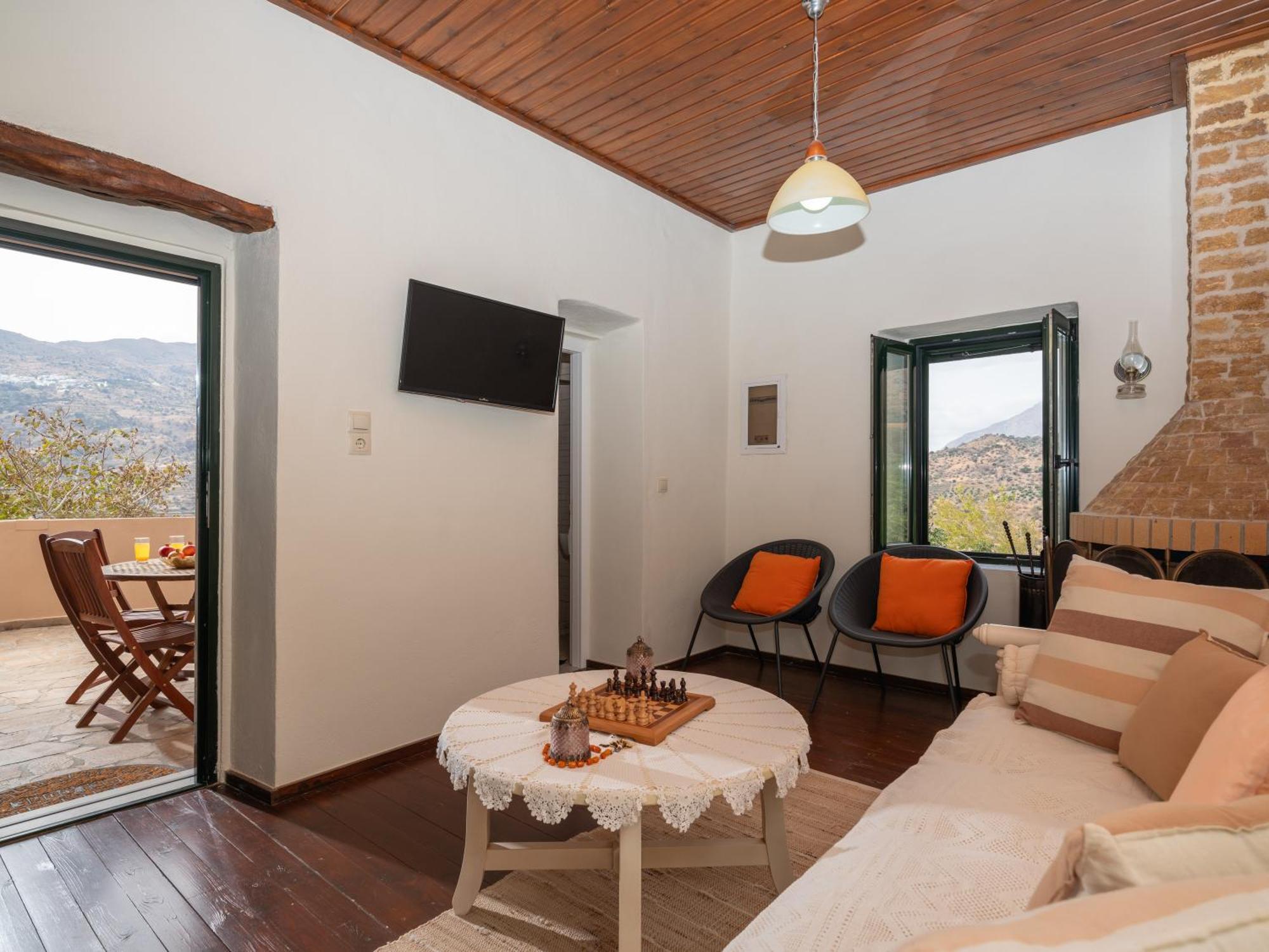 Ornus Traditional House Orne Экстерьер фото